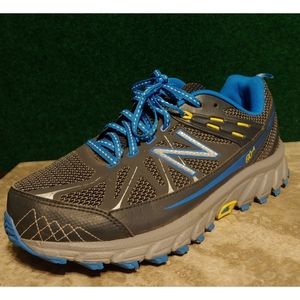 New Balances 610 v4 trail sneaker size 9